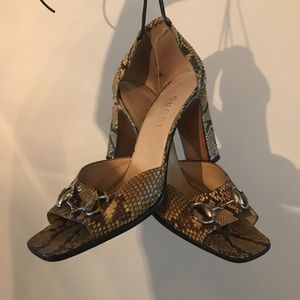 Gucci snakeskin square toe block heel sandals 8.5